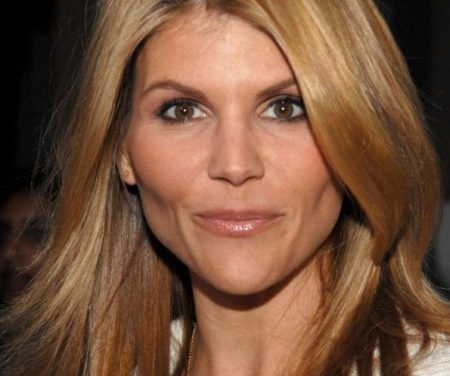 Lori Loughlin: A Tasteful Age-Defying Plastic Surgery Story