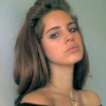 Lana Del Rey unnatural lips