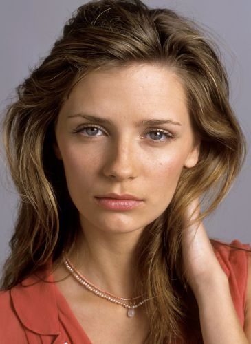 Mischa-Barton-Young.jpg